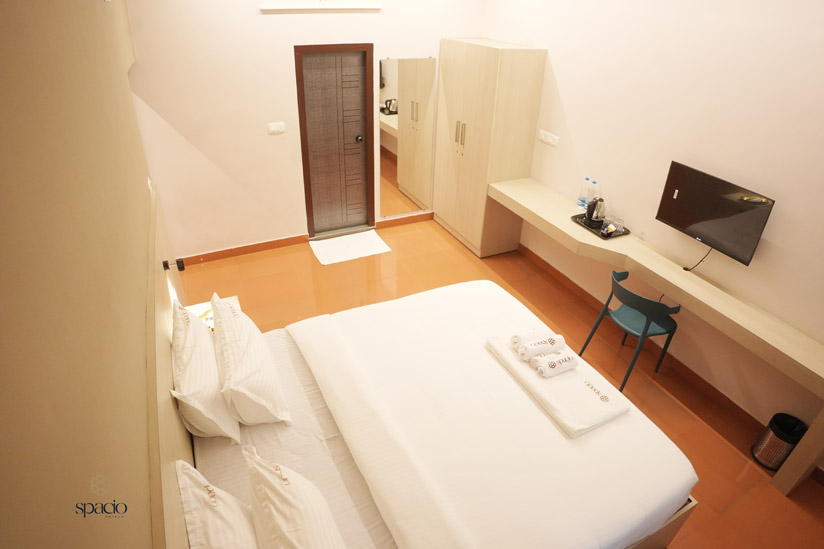 Premium Suite Bedroom